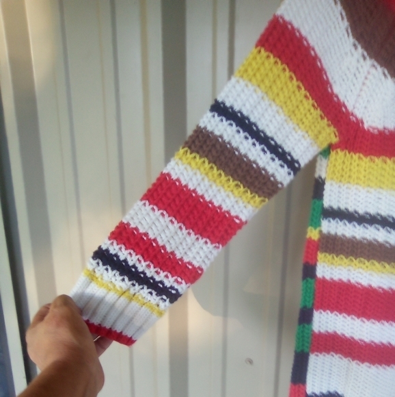 Women's Colorful Rainbow Chunky Cable Knit Crewneck Sweater Large LGBTQ PRIDE - Picture 3 of 4